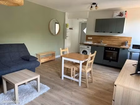 studio meublé murol saisonnier / à l'année