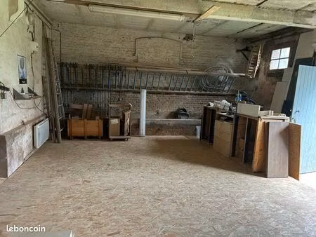 local  pour artisan 80 m²