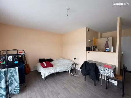 appartement 1 pièce 27 m²