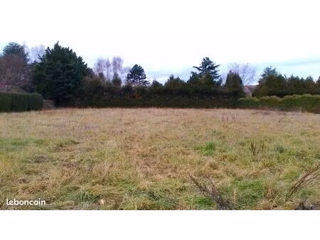 terrain 700 m² corbeil essonnes