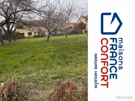 terrain 600 m² labege