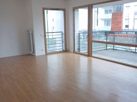 appartement 3 pièces 69 m²