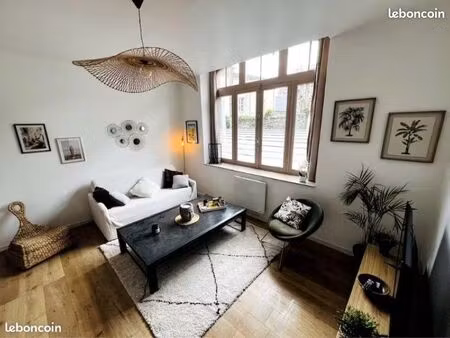 appartement t2 refait à neuf zone centre