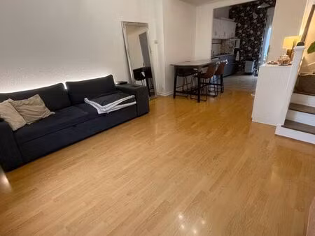 appartement t3 en duplex de 74 m²