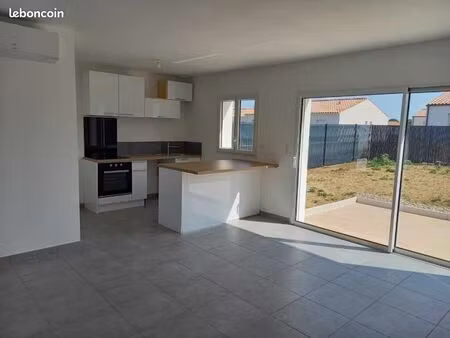 maison t4 récente – confort et calme à mauzé-sur-le-mignon