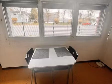 studio 1 pièce 19 m²