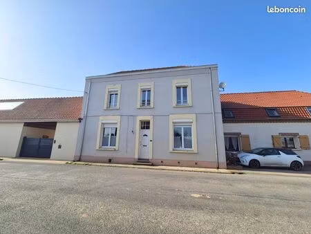 maison de village 5 pièces 90 m²