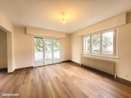 appartement 3 pièces 80 m²