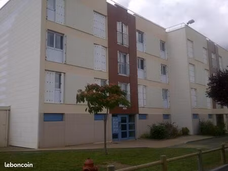 appartement 36 m² le may sur evre