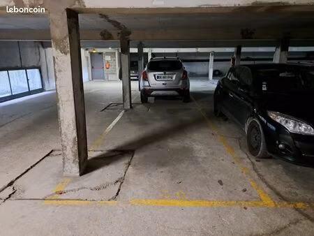 location place de parking