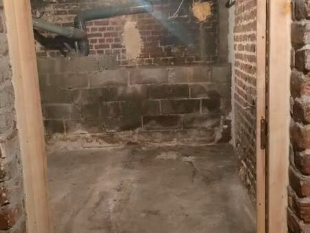 local/box de stockage en cave lille  rue de loos