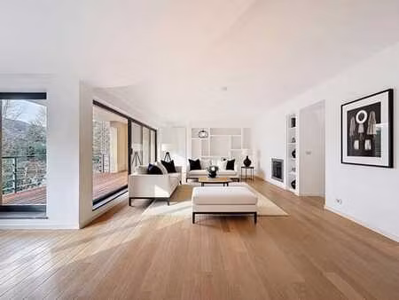 bois de la cambre i observatoire : 3 chambres avec terrasse