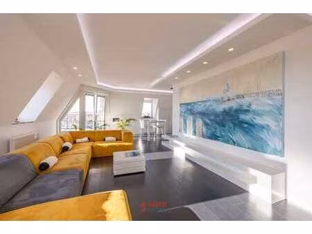 penthouse d’exception en emplacement triple-a avec vues p...