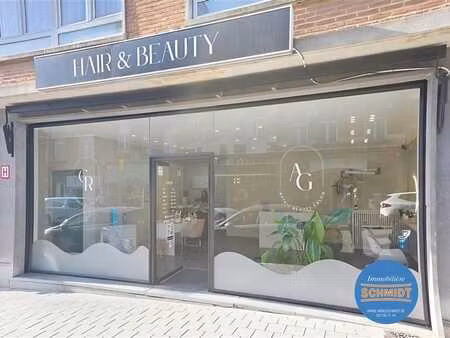 commerce - rez-de-chausée