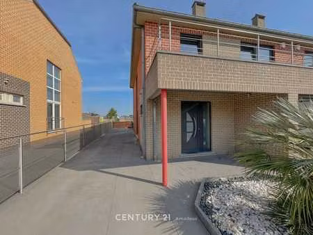 quaregnon - maison 3 chambres avec garage & jardin