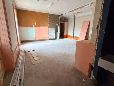 plateau à aménager – château de cuzieu – 126 m² + terrasse 45 m²