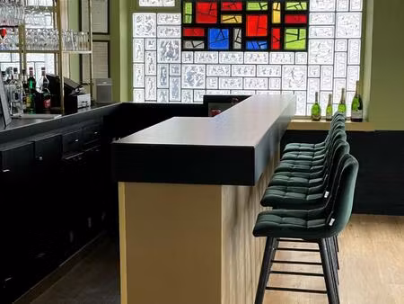 bar avec licence iv et logement de fonction