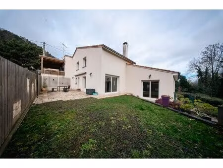 maison individuelle de 163 m² à ceyrat