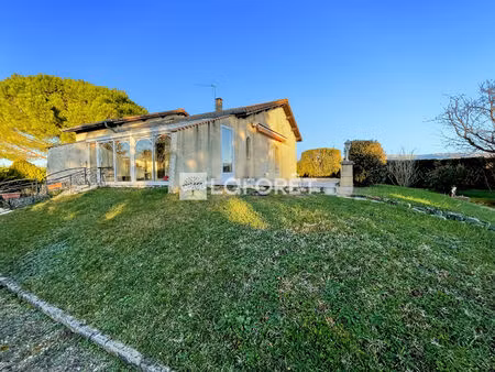 à vendre - maison plain-pied t4 - montélier  hameau de fauconnières