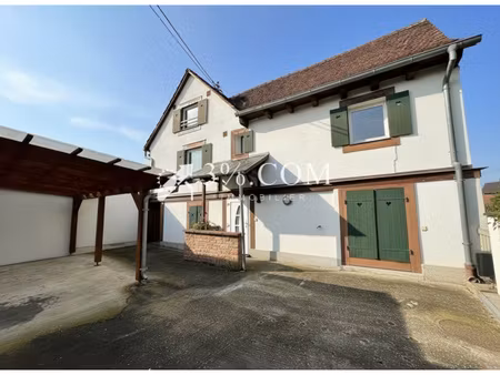 maison de village avec cour et 4 chambres