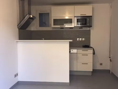 charmant 2 pièces – cœur de montesson village – équipé & fonctionnel