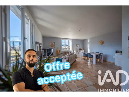appartement à rochecolombe (07200)