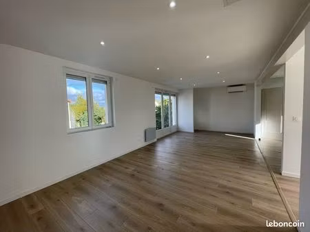 maison ruelle-sur-touvre