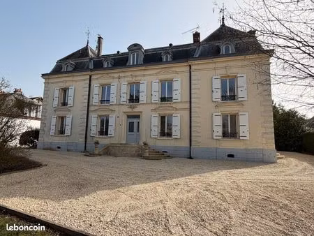 chierry – appartement t4 de standing – 98 6 m² – propriété arborée et sécurisée– parkings 