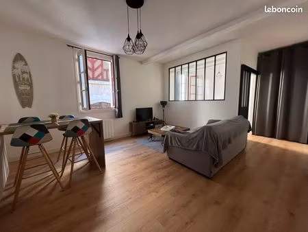 vannes intra muros proche port