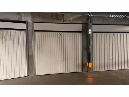 a louer grand box - garage - le port-marly rue de paris