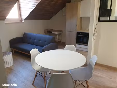 agréable et lumineux t2 disponible mi avril