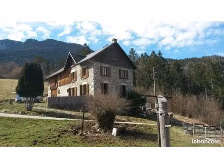 maison meublée dans un cadre exceptionnel