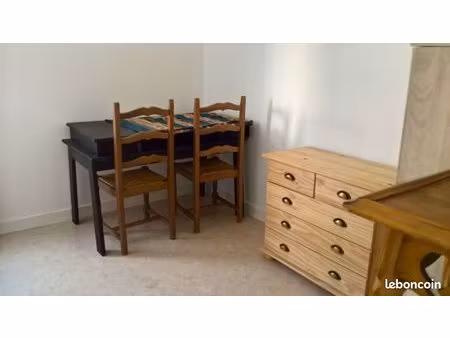 deux pièces meublées-500 euros mensuels