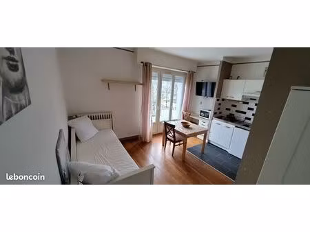 studio meublé lumineux