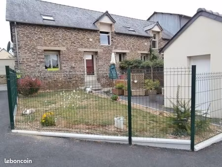 maison dans le bourg