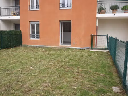 appartement 2 pièces 37 m² à louer pont-de-chéruy 38230 ? | era immobilier