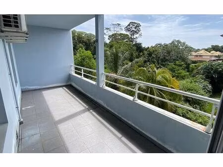 location appartement  m² t-3 à cayenne  956 €