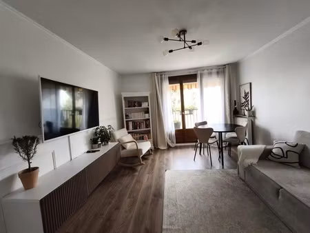 appartement 3 pièces - 64 m²