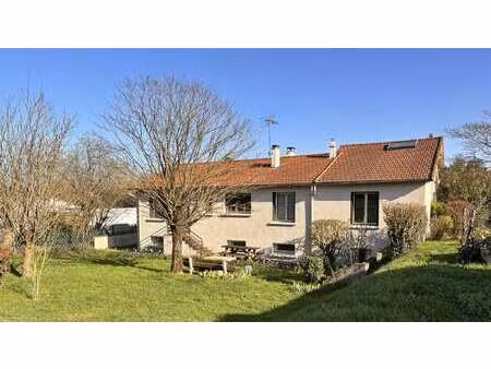 vente maison à saint-michel-le-cloucq (85200) : à vendre / 129m² saint-michel-le-cloucq
