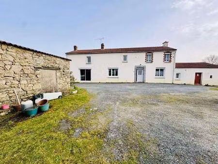 vente maison à treize-septiers (85600) : à vendre / 104m² treize-septiers