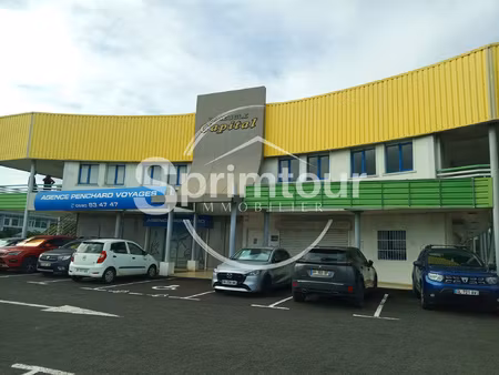 grand local - bureaux (487m2) - jarry 97122 baie-mahault