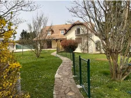 maison individuelle 3 chambres  castres gironde