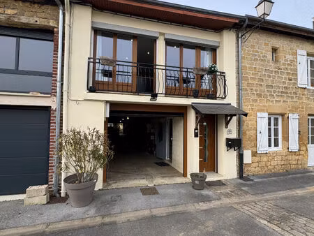 maison de pierre rénovée de 99 m2 sh avec 1 terrasse et jardin à rouvroy sur audry