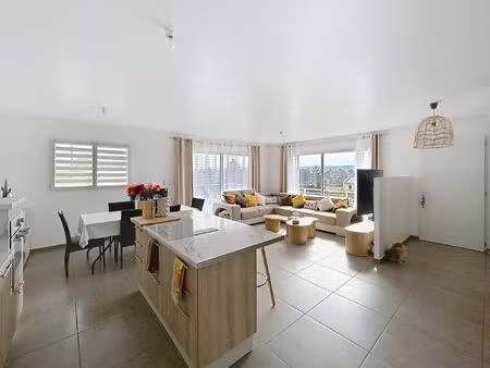 villa récente centre village