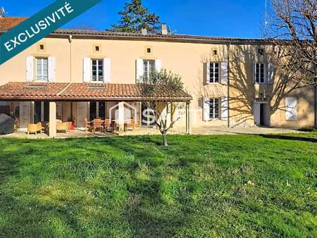 beaucoup de cachet pour cette bâtisse du xixéme rénovée