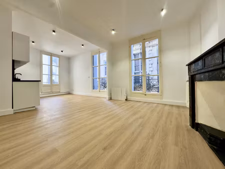 appartement t3 de 74m2 centre historique de montpellier