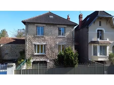 maison 4 chambre(s) à vendre