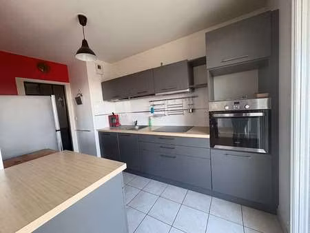 location appartement 3 pièces meublé à pont-rousseau (44400) : à louer 3 pièces meublé / 6