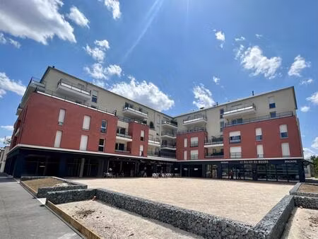 saran centre ville - t2 dans résidence récente avec balcon et parking