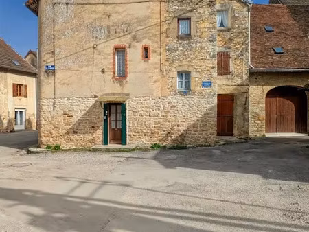 vente maison 5 pièces 98 m² à sellières (39230)  52 000 €